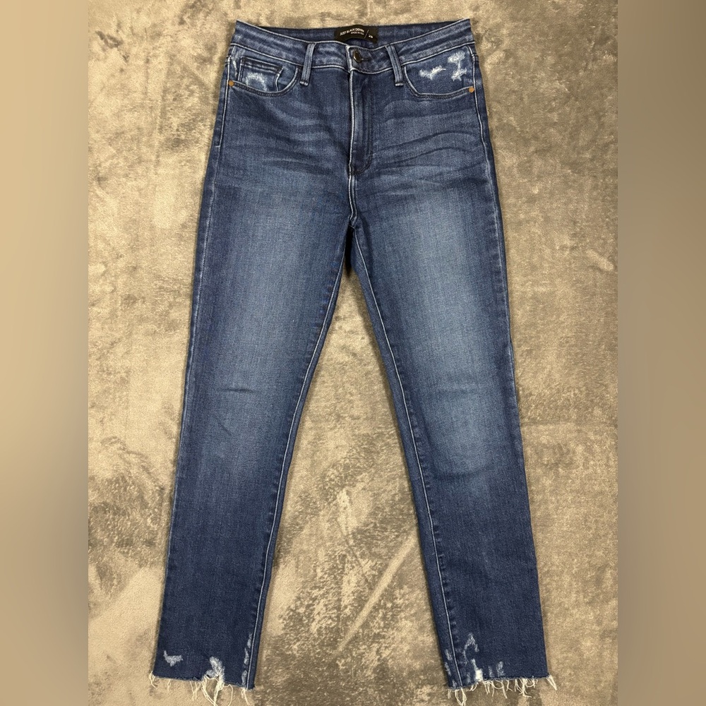 Just Black Denim Straight Leg Jeans Size 28 Destructed Hem‎